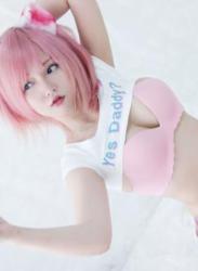 [Cosplay] Potato Godzilla – Pink Casual cat