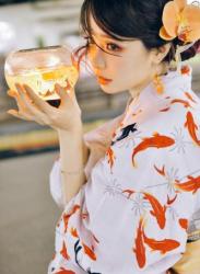 [Cosplay] Ely_eeeElyEE子 Goldfish Stroll 金魚散步