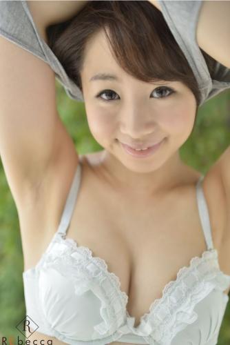[REbecca Digital Photobook] Iroha Narimiya 成宮いろは – Do you like beautiful mature women 綺麗な熟女さんは好きですか？