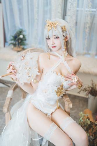 [Cosplay] 封疆疆v 埃姆登