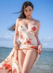 [Cosplay] Hane Ame 雨波 – Okinawa Hibiscu red dress