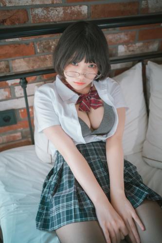 397687186_8646.jpg