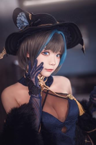 [Cosplay] Wang Pang u 王胖胖u – Cheshire cheongsam 柴郡旗袍